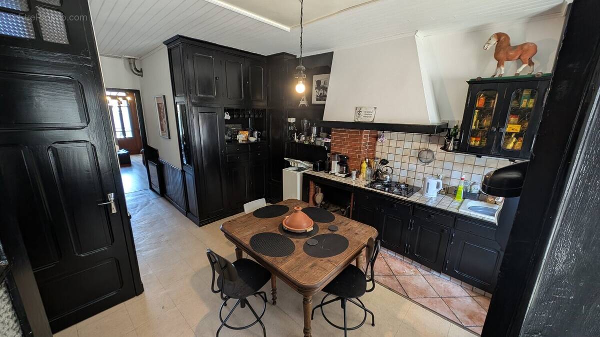 Maison à PEZENS