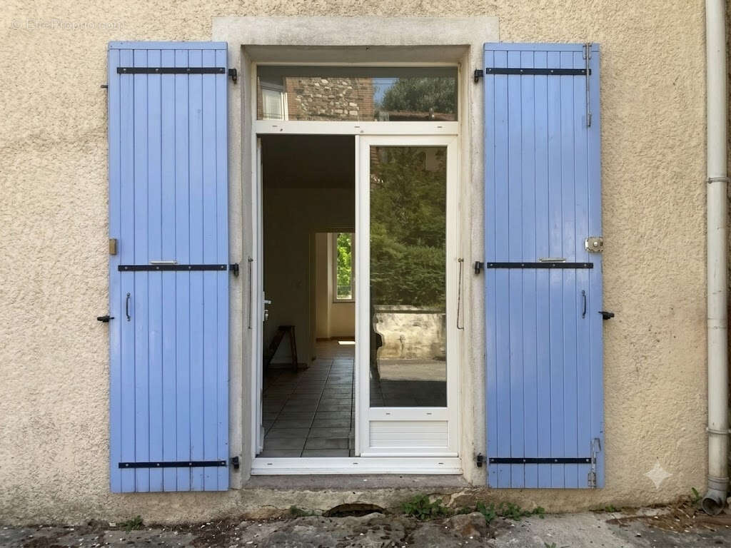 MEYRANNES (30) , Immeuble de rapport de 264 m² (4 lots) , Excellent DPE (C/A) ? Compteurs individuels - photo 8
