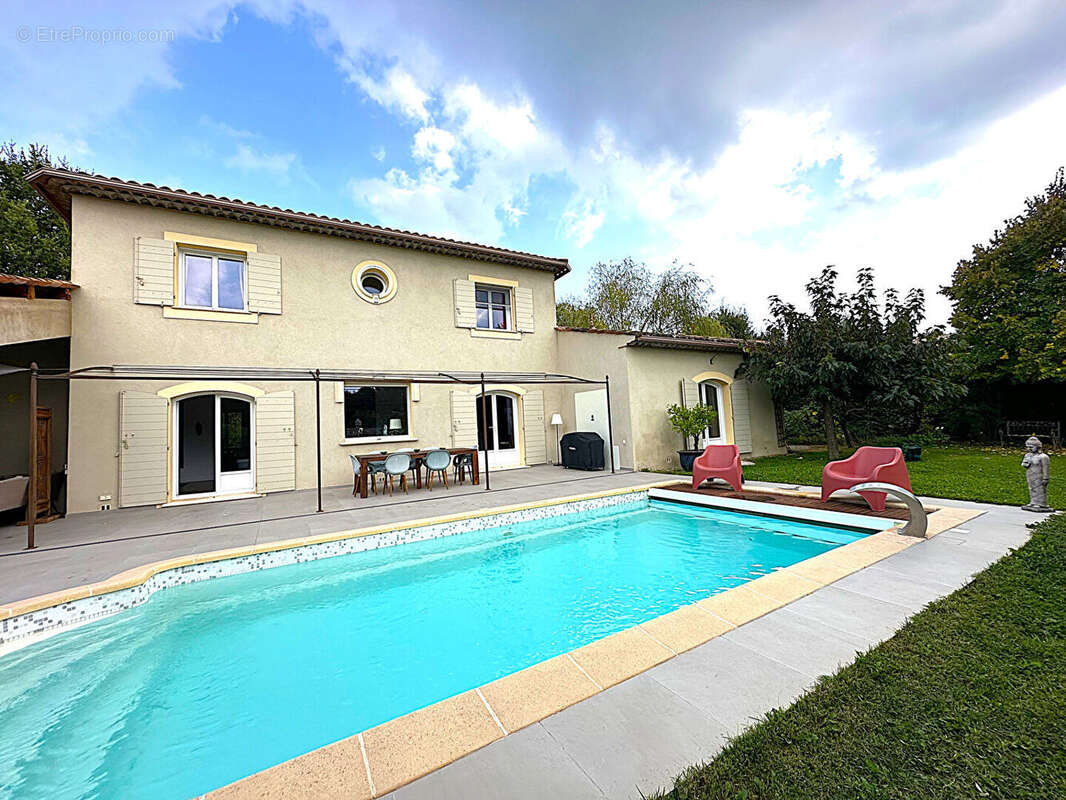 Maison à MONTAUROUX