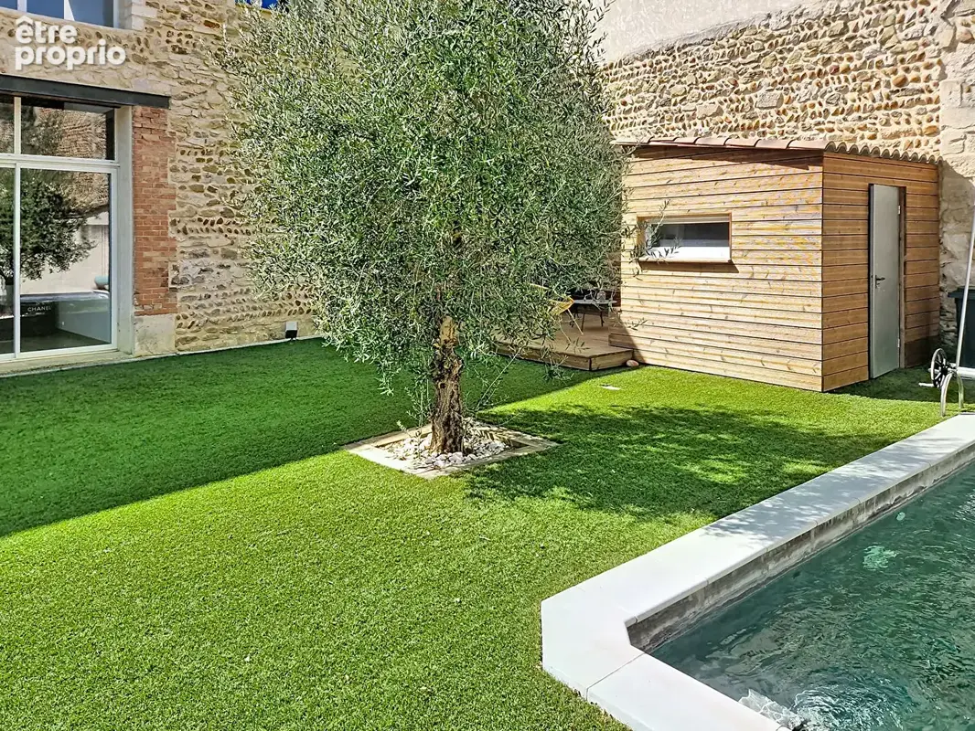 Maison de village Domazan 5 pièce(s) 217 m2 habitables sur 393 m² de terrain avec piscine. - photo 5