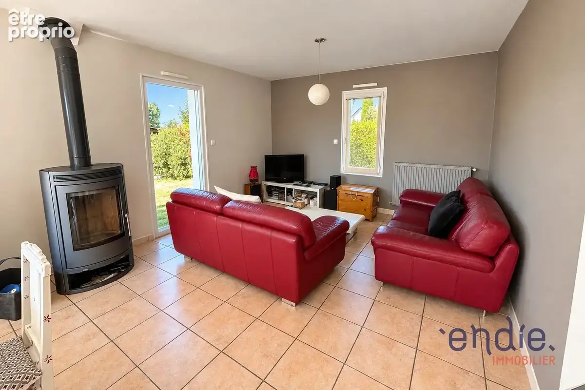 Ergué-Gabéric  Maison familiale 145m², 4 chambres, sans travaux - photo 3