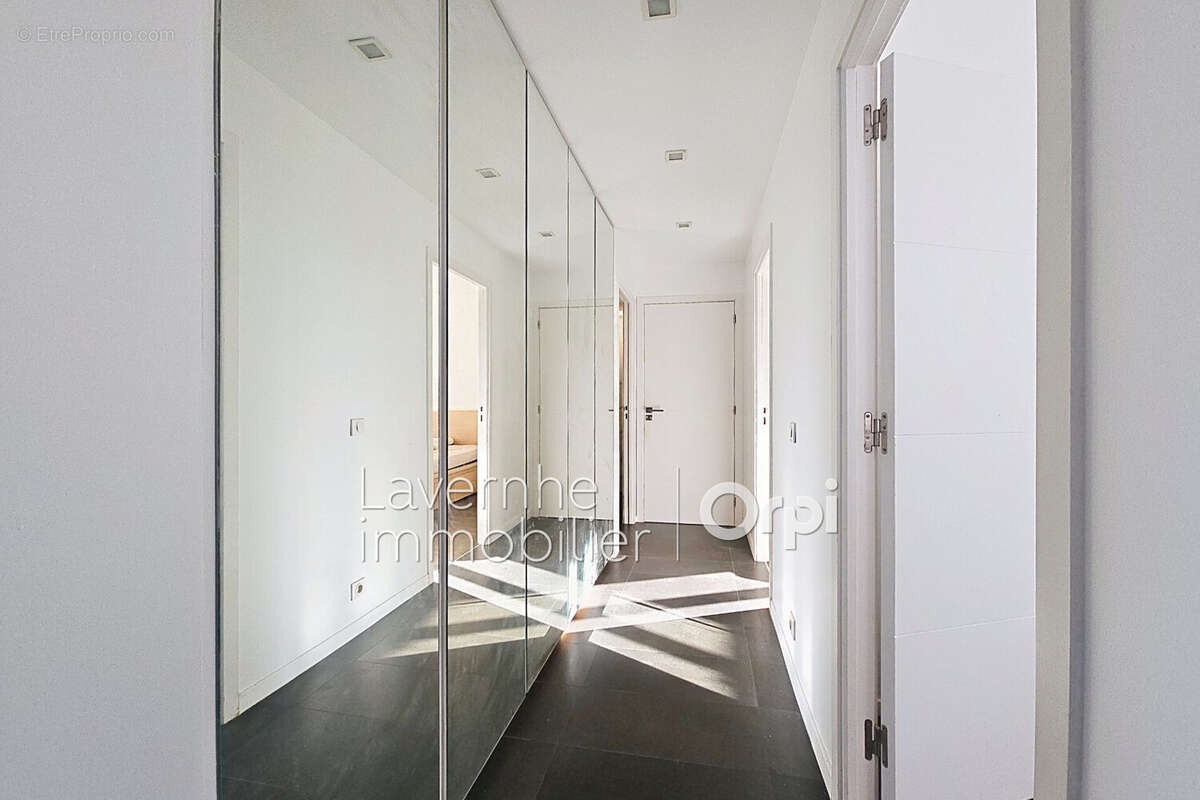 Appartement 72 m² à Antibes  - photo 8