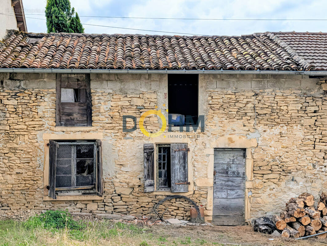 Maison à L'ISLE-D'ABEAU