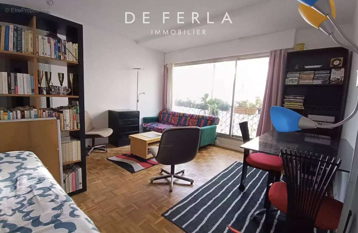 Appartement à PARIS-15E