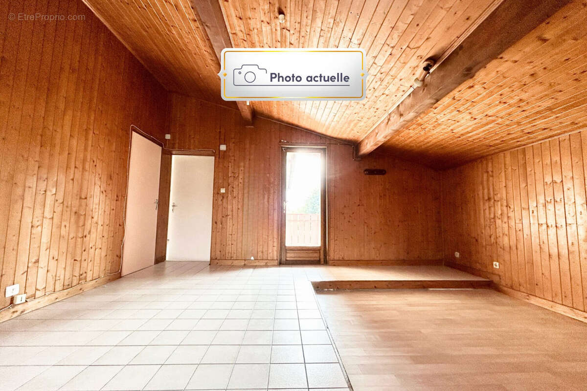 Appartement 64 m² à Marignier  - photo 2
