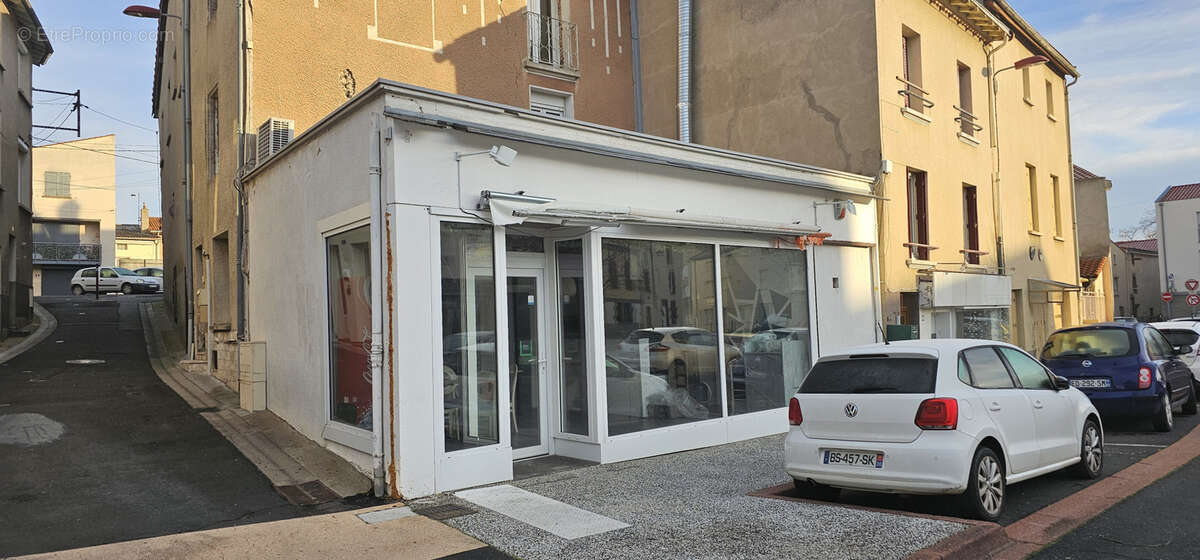 Commerce à AULNAT