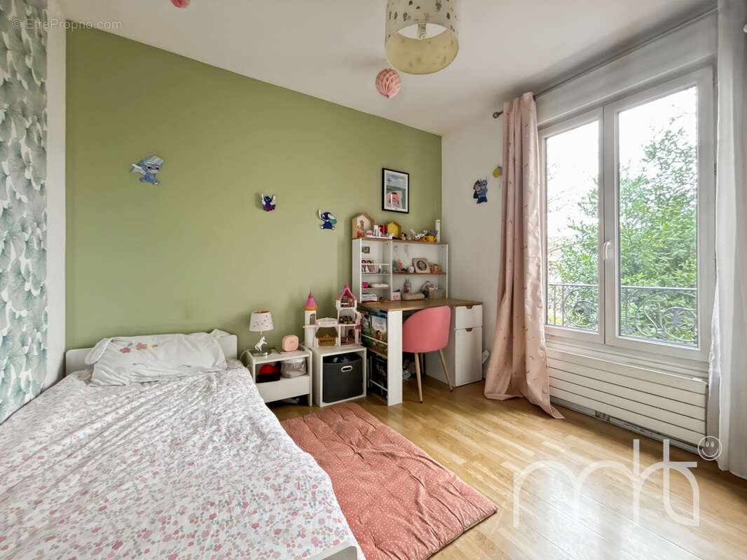 Maison à ASNIERES-SUR-SEINE