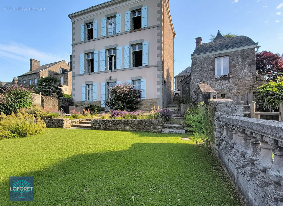 Maison à ERNEE