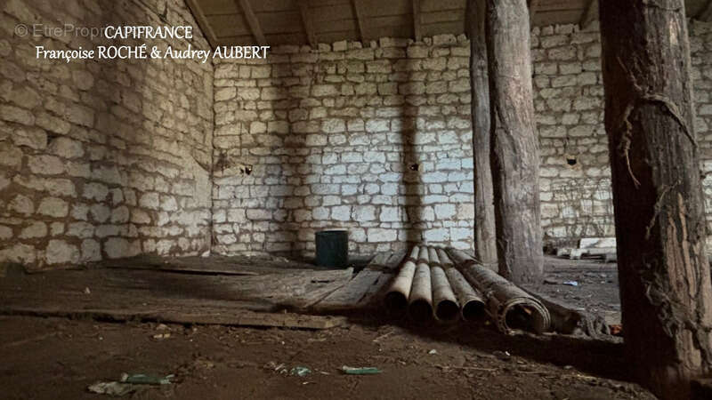 Maison à PORT-D'ENVAUX