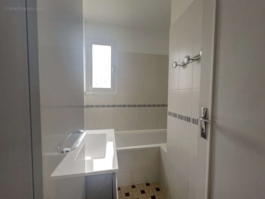 Maison à VILLENAVE-D&#039;ORNON