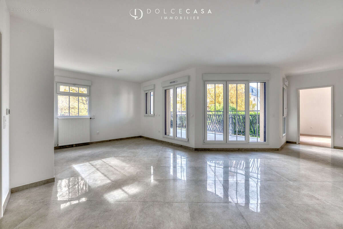 Appartement à LE PERREUX-SUR-MARNE