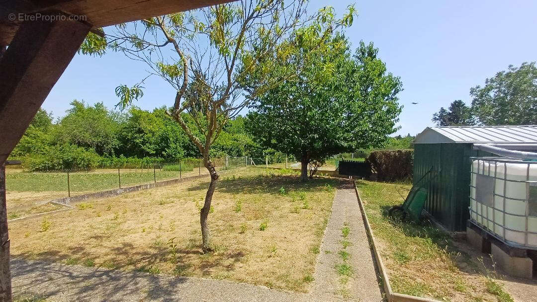 Maison à SAINT-MARCEL