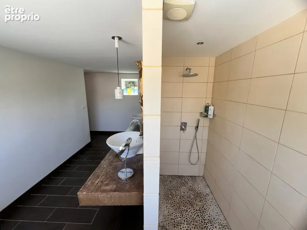Villa contemporaine 8 pièces de 310 m2 avec piscine - photo 24