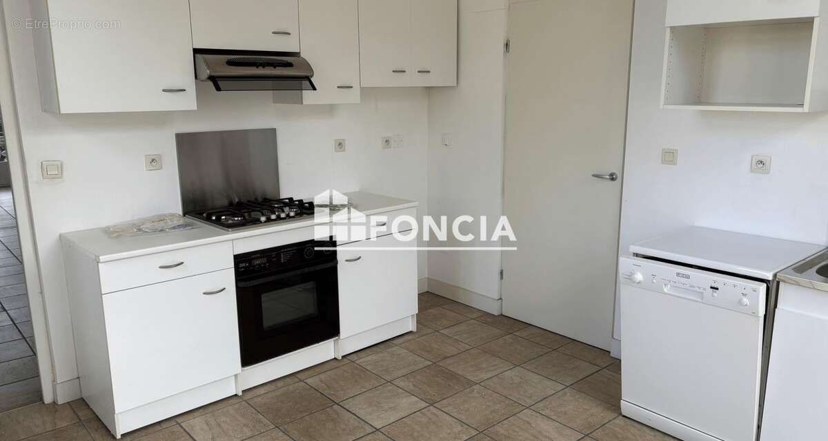 Appartement à CROUY-SAINT-PIERRE