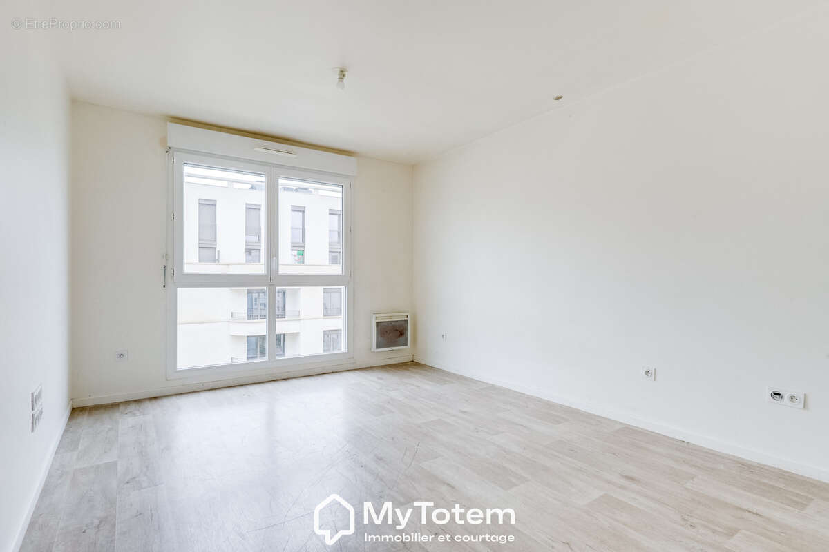 Appartement à THIAIS