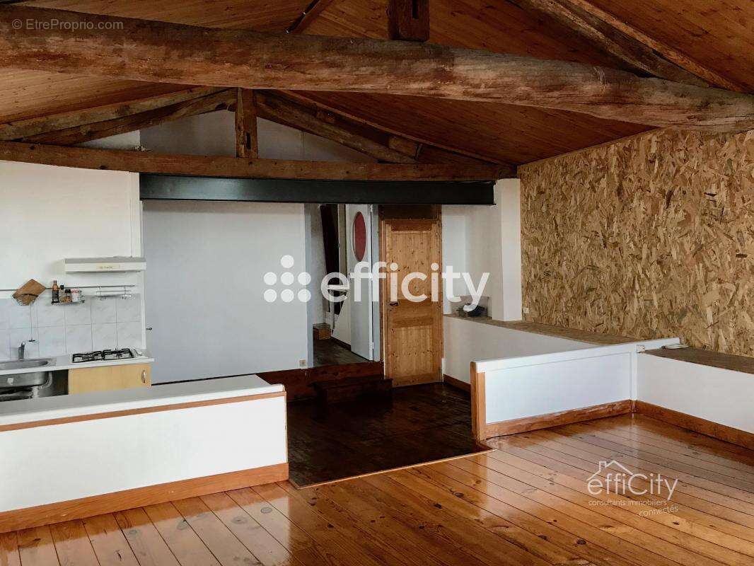 Appartement à LA TREMBLADE