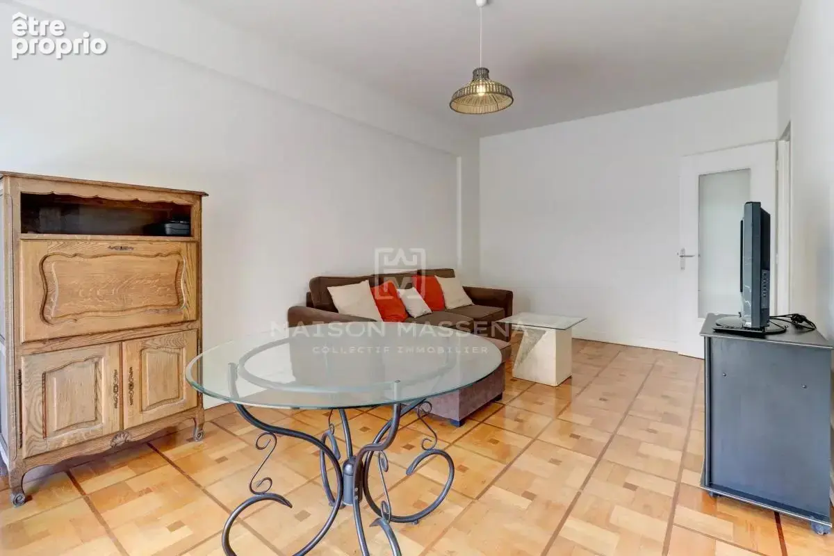 Cimiez – Grand 2 pièces avec terrasse exposée sud au calme ! - photo 9