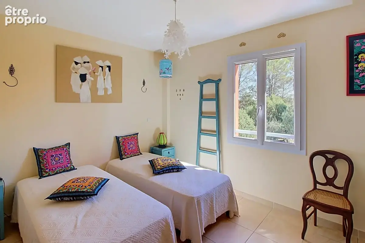 EXCLUSIVITE À VENDRE ! Maison Lorgues 6 pièces 187 m2 + Piscine + garage - photo 9