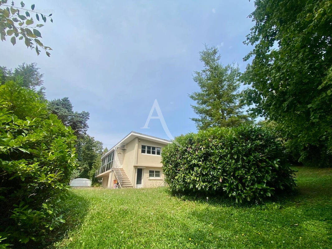 Maison à GIF-SUR-YVETTE