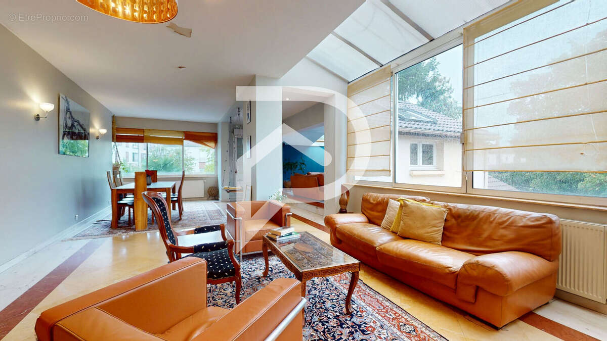 Appartement à LES MUREAUX