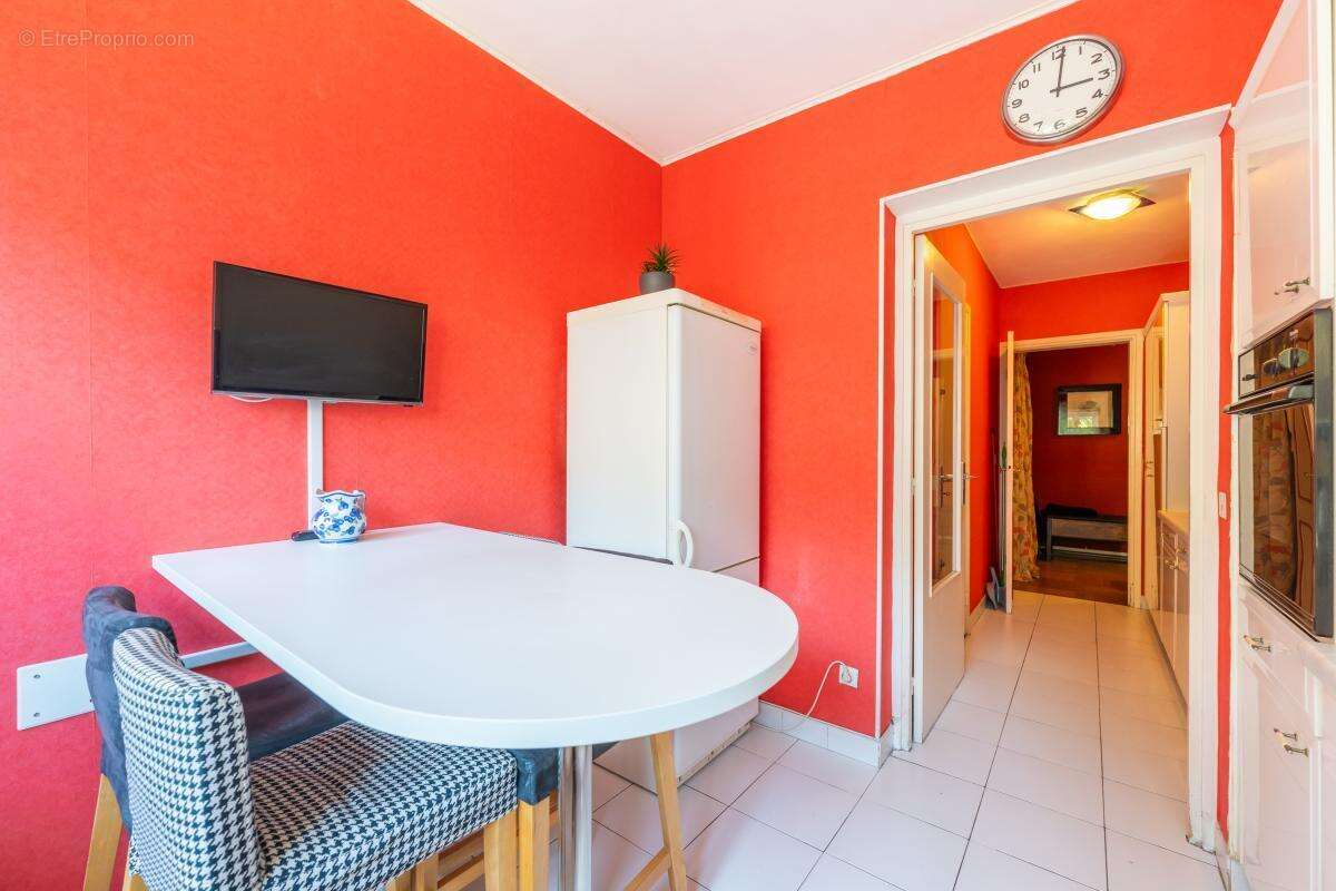 Appartement à VILLE-D'AVRAY