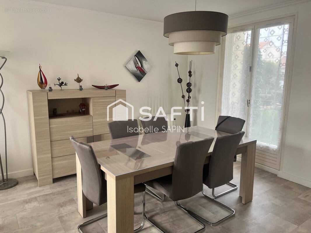 Photo 1 - Maison à POITIERS