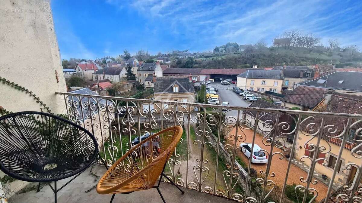 Maison à BOURBON-L&#039;ARCHAMBAULT