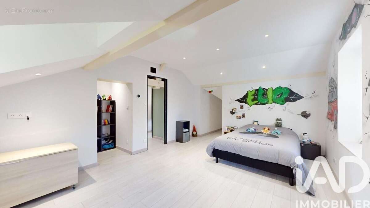 Maison 113 m² à Longevelle-Sur-Doubs  - photo 5