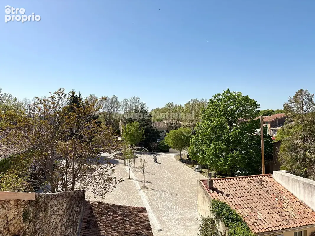 Maison de ville - 161 m²  - Coeur du village d'Eyguières - photo 18