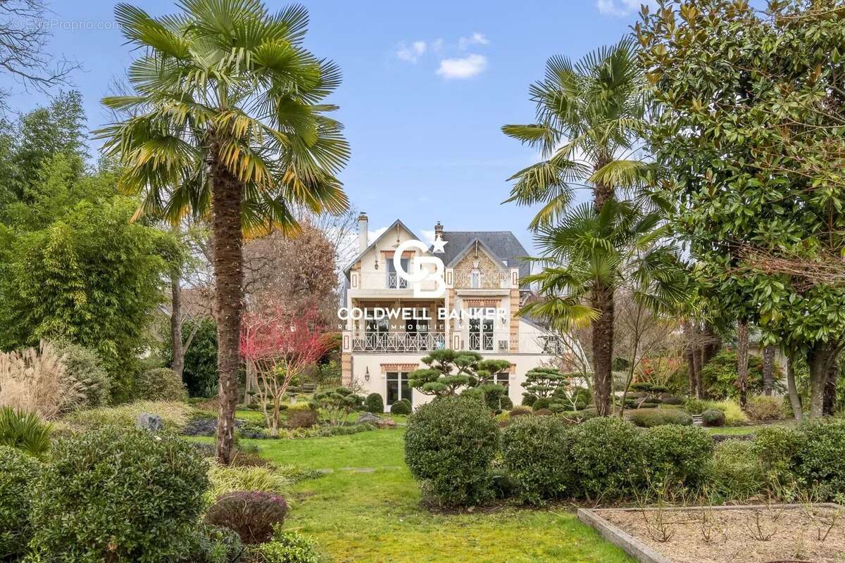 Maison à LE VESINET