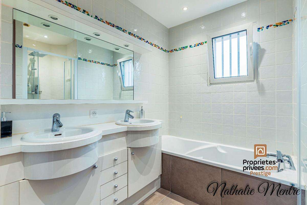 Maison à SAINT-DIDIER-AU-MONT-D'OR