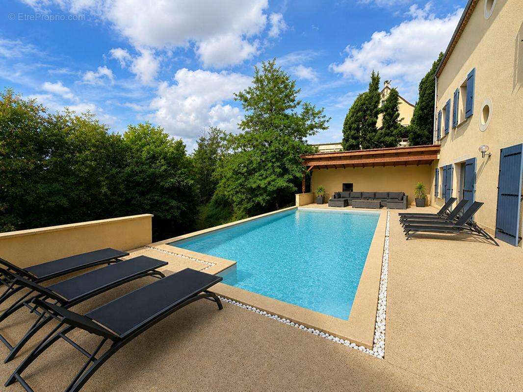 Villa moderne et confortable avec piscine, en bordure d'un golf - photo 5