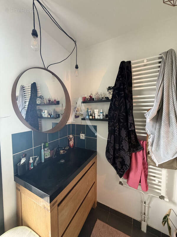Appartement à AUBERVILLIERS