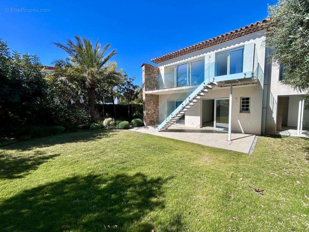 Maison à CAVALAIRE-SUR-MER