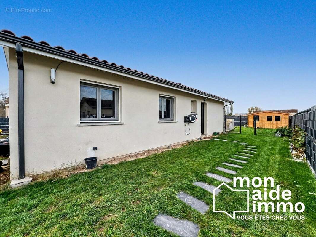 Maison à SAINT-SEURIN-SUR-L&#039;ISLE