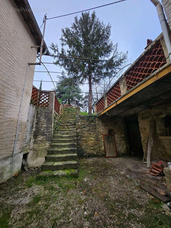 Maison à BERRE-LES-ALPES