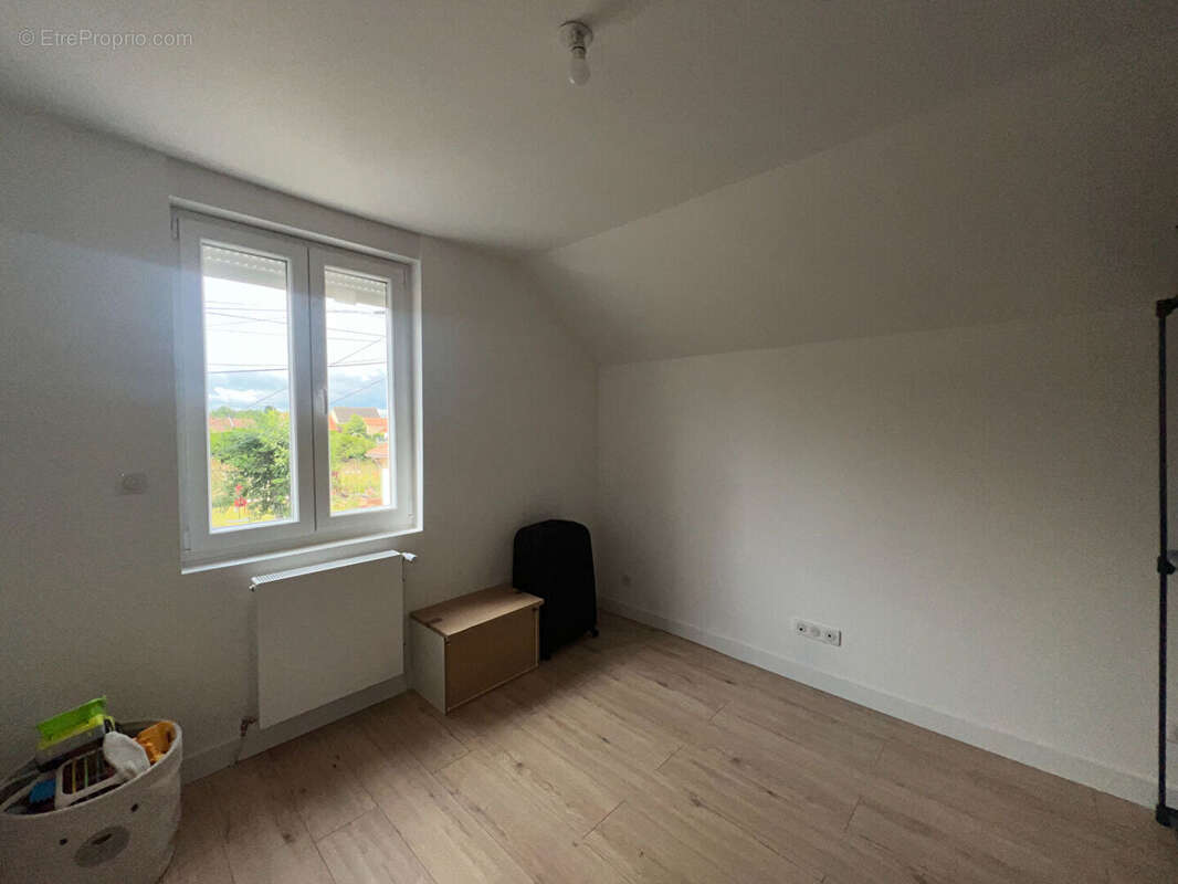 Maison à SAINT-QUENTIN