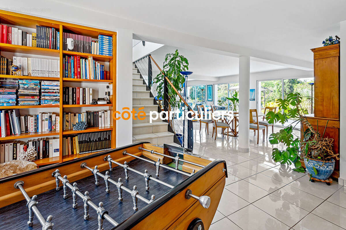 Maison à LA CHAPELLE-DES-MARAIS