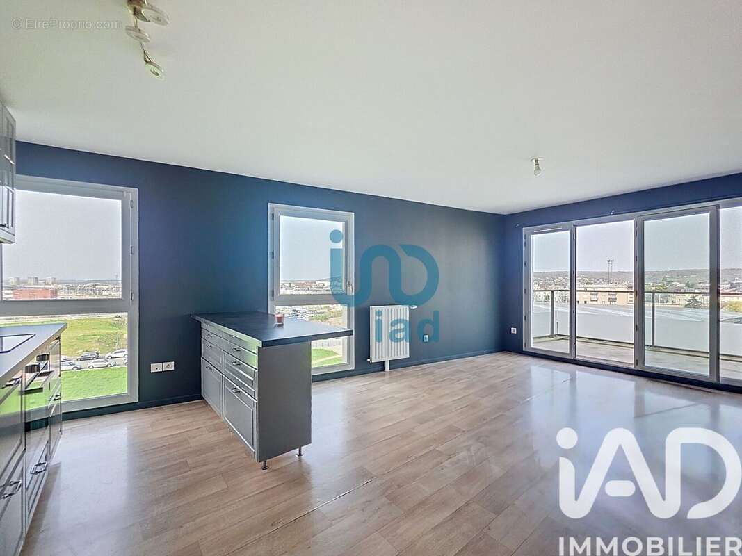 Photo 2 - Appartement à MANTES-LA-VILLE