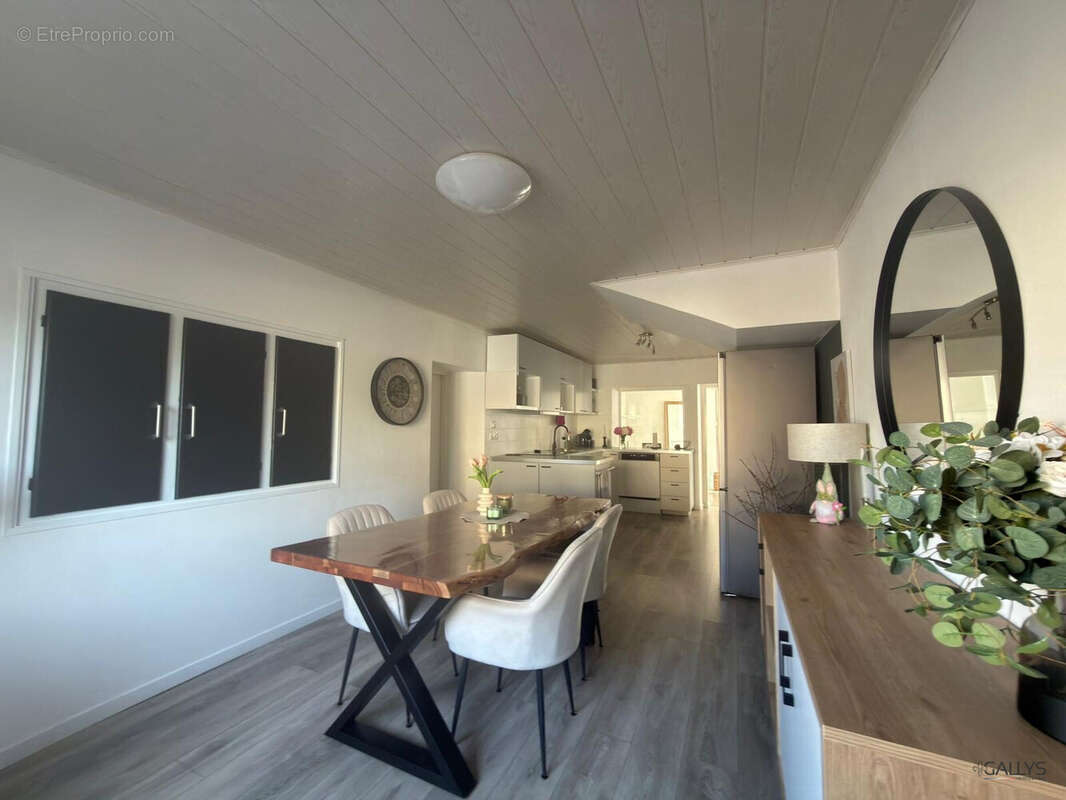 Appartement à VALLEROY
