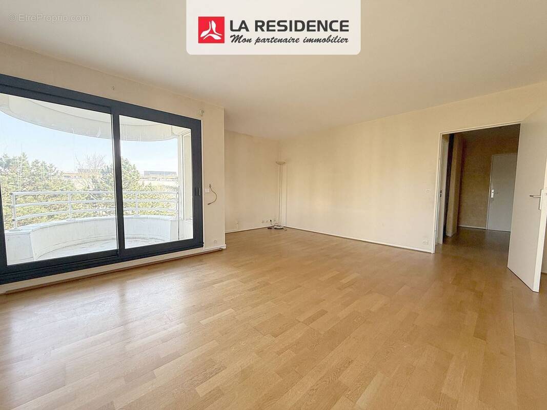 Appartement à VELIZY-VILLACOUBLAY