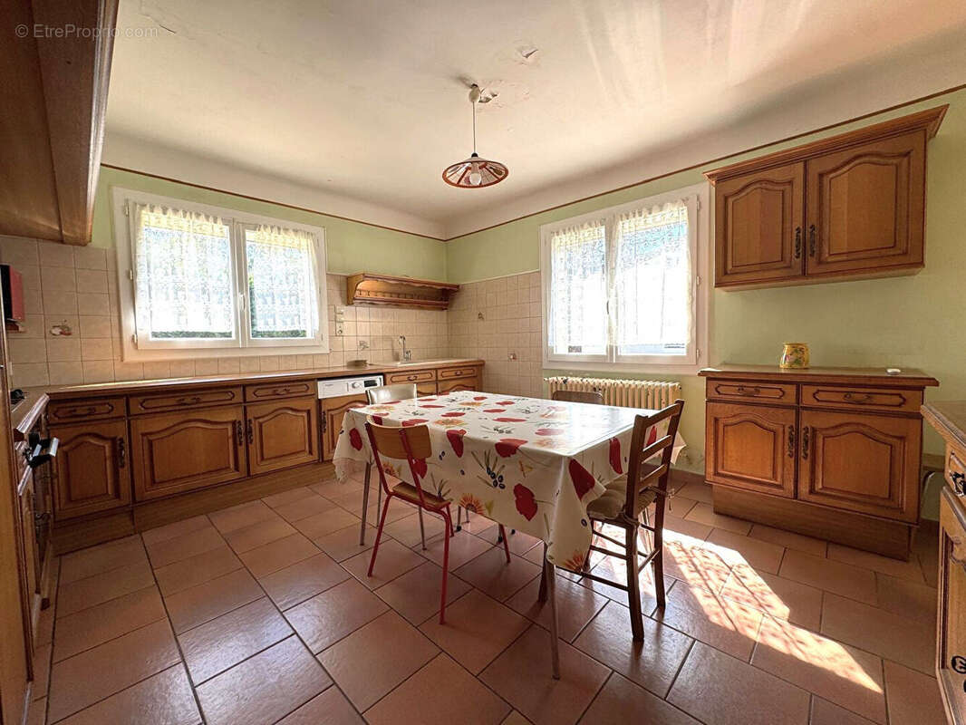 Maison à BAGNOLS-SUR-CEZE