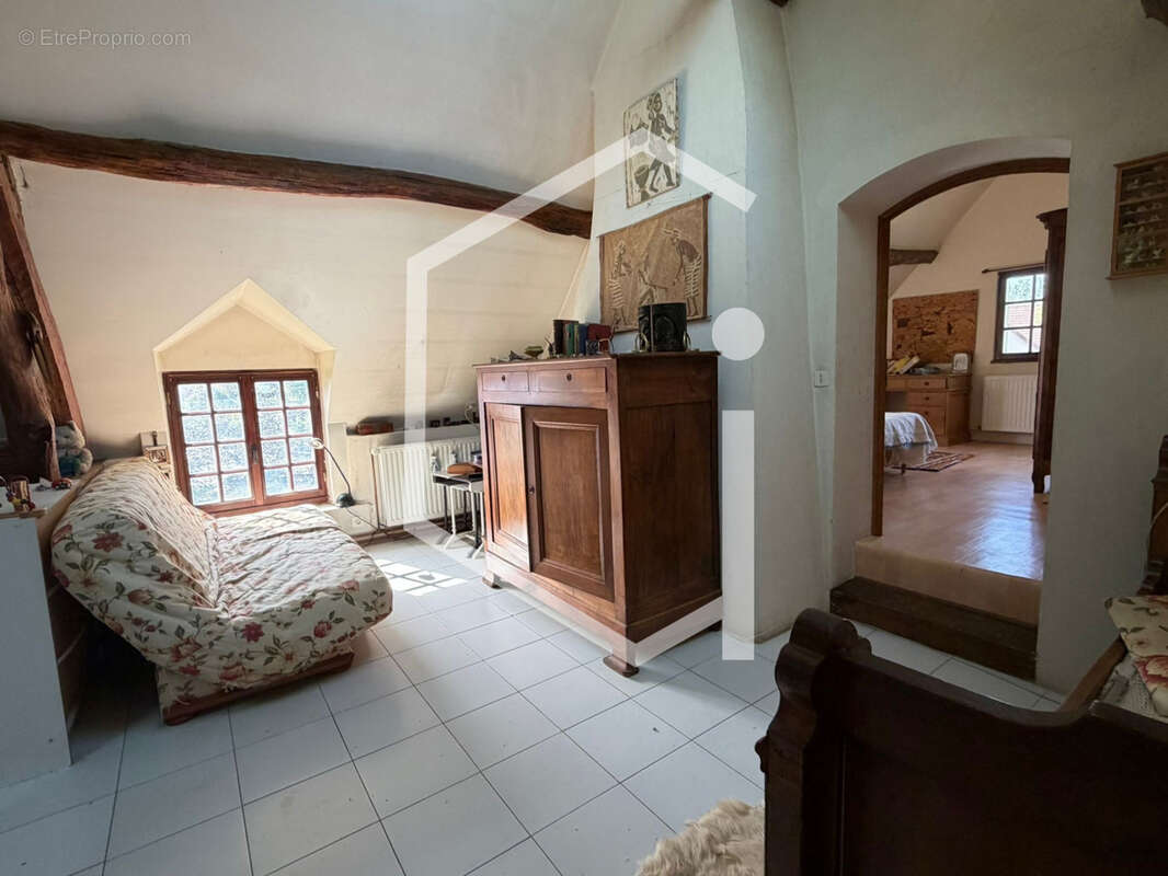 Maison à SURY-PRES-LERE