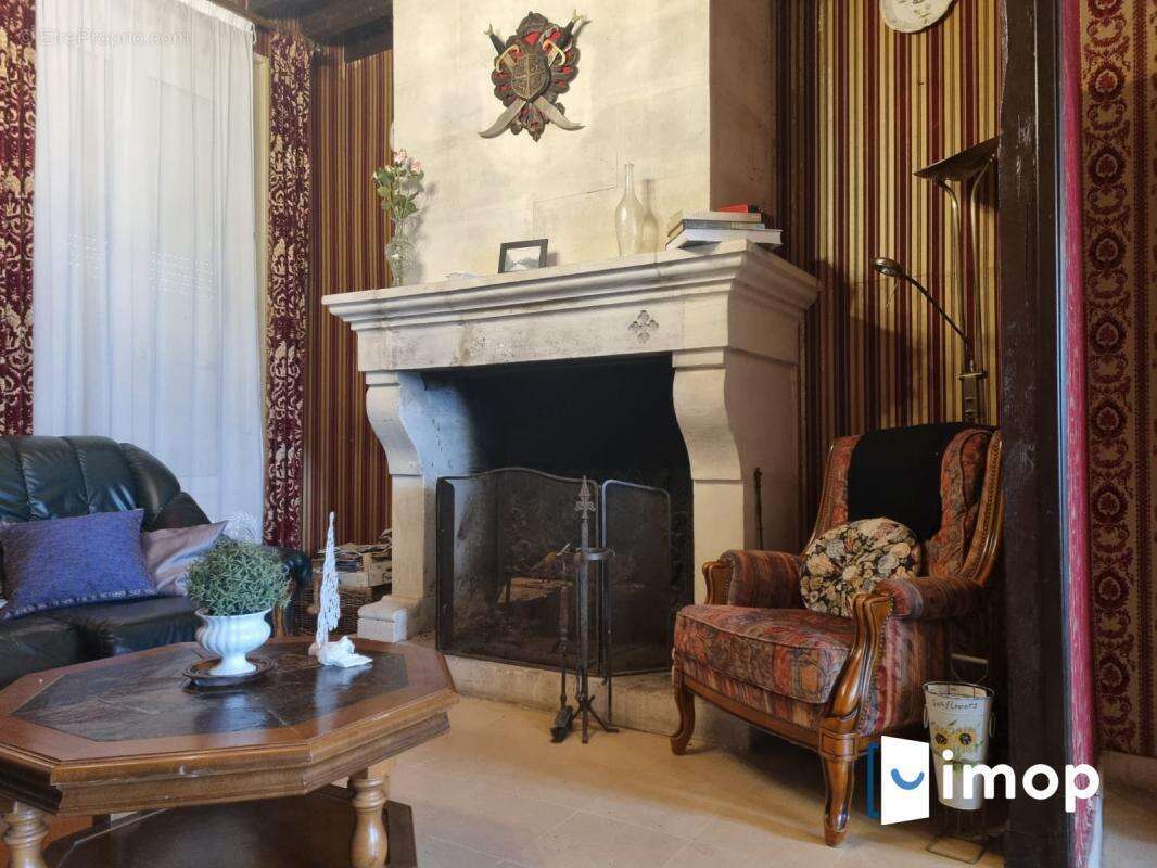 Maison à CORMEILLES