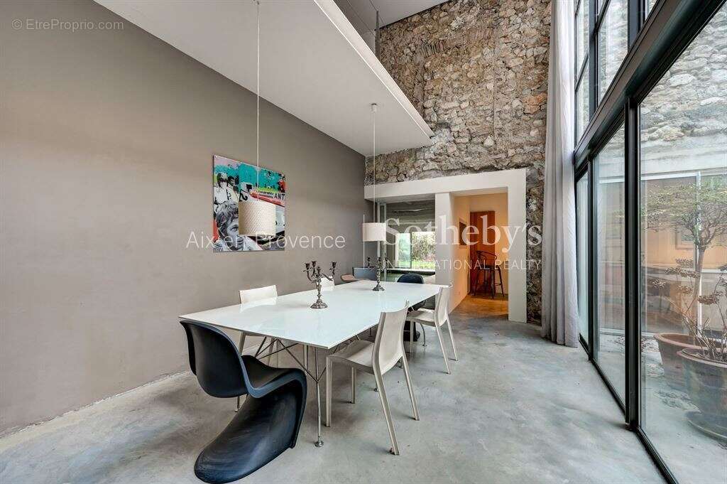 Maison à AIX-EN-PROVENCE