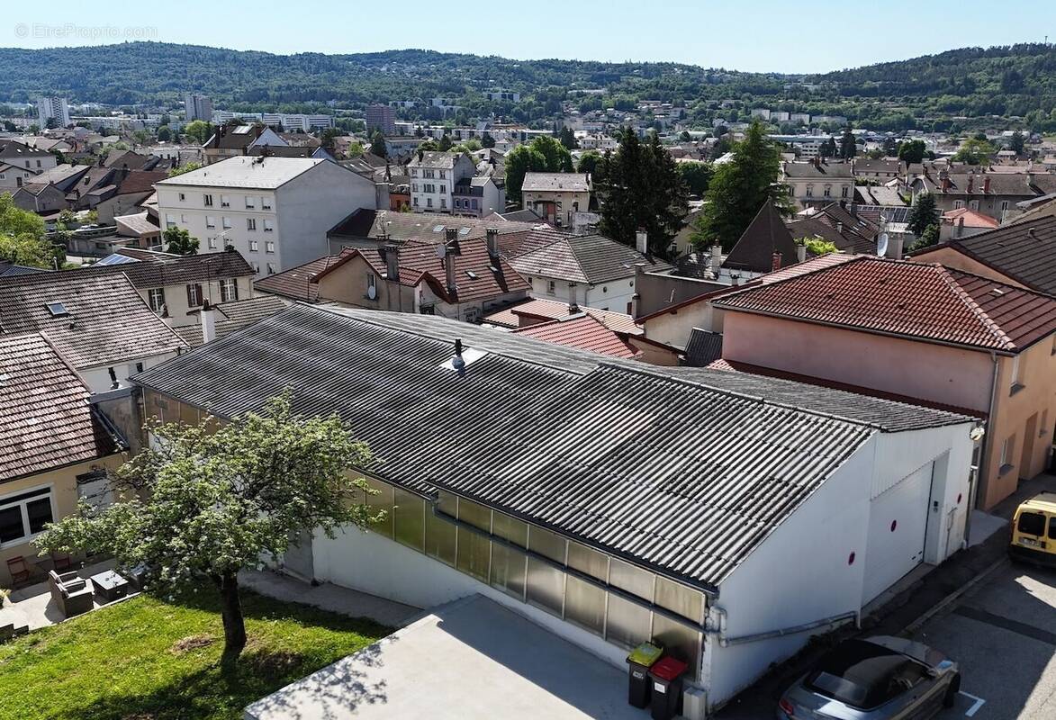Commerce à OYONNAX