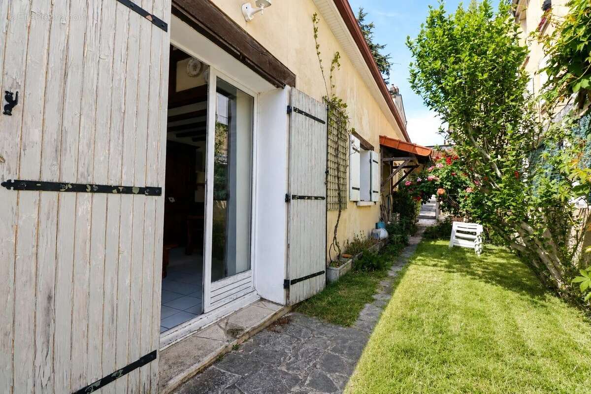 Maison à VERSAILLES