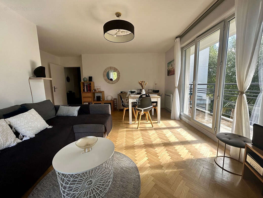 Appartement à CARRIERES-SOUS-POISSY