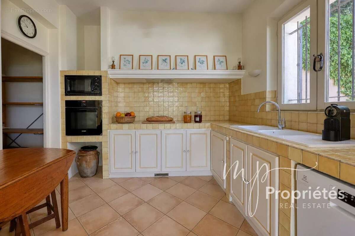 Maison à RAYOL-CANADEL-SUR-MER