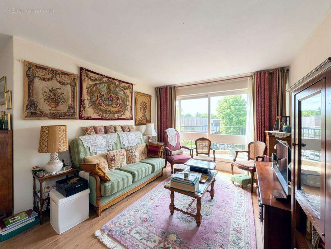 Appartement à LE CHESNAY